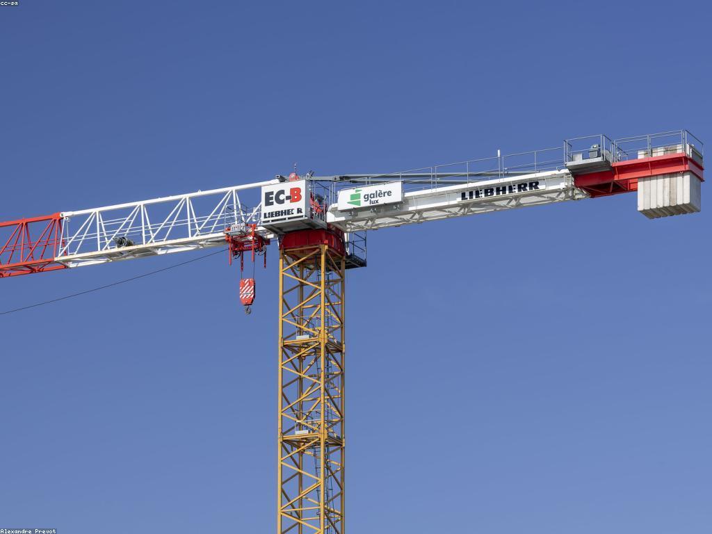 កំណត់ហេតុថ្មីៗ៖ ការបំភ្លឺអំពីការអភិវឌ្ឍន៍ដ៏សំខាន់នៅក្នុងពិភពលោក